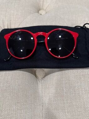 Red Round Frame Sunglasses with Black Lenses